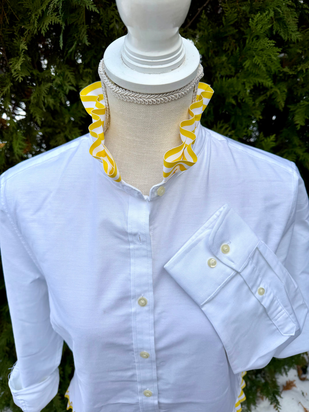 Mary Tyler Moore Ribbon Untucked Oxford  - White w Yellow & White Ribbon (MTM06)