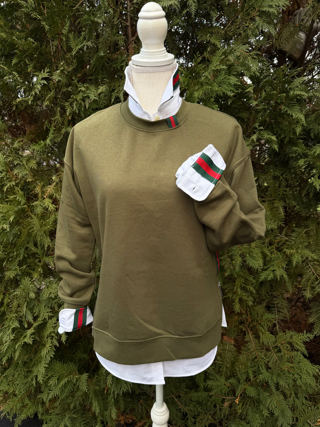 Danny Crew Neck Sweatshirt - Olive w Hunter & Red Stripe Ribbon (Danny15)