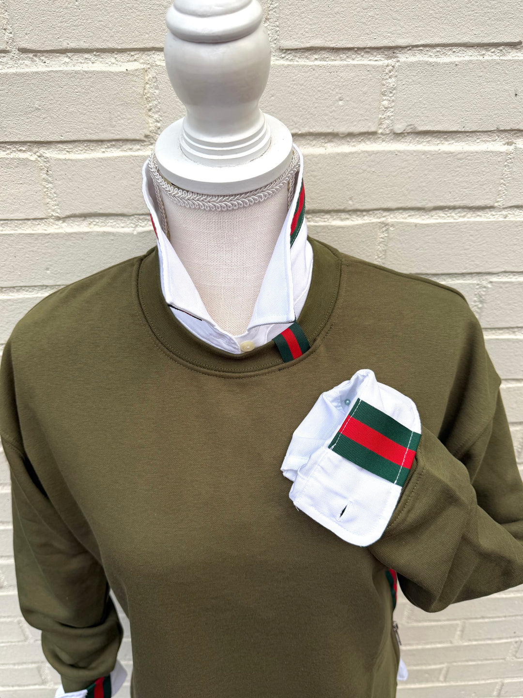 Danny Crew Neck Sweatshirt - Olive w Hunter & Red Stripe Ribbon (Danny15)