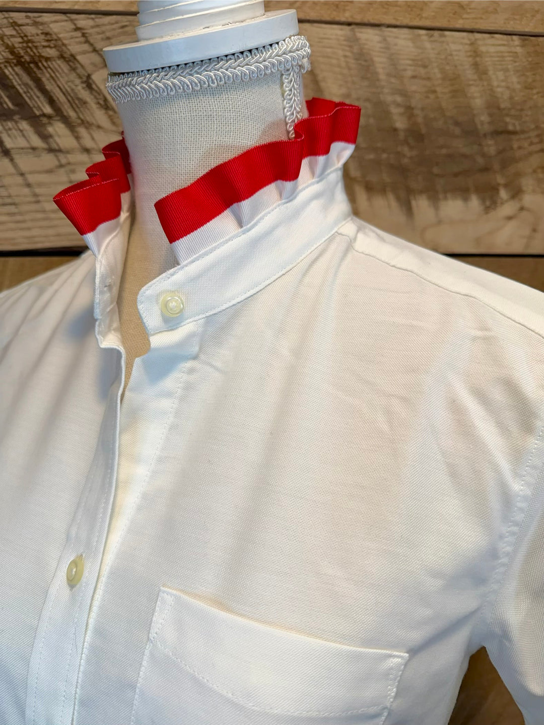 GAME DAY Ellie SS Ruffle Oxford - White w Red & Grey Stripe Ribbon (GDE12)