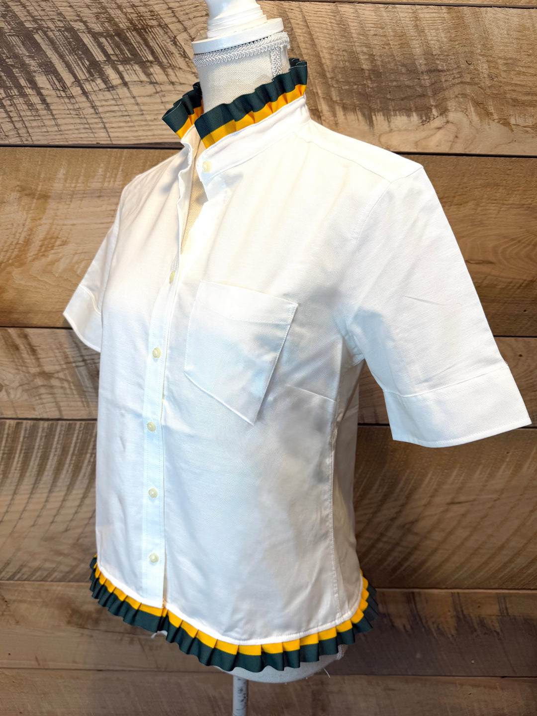 GAME DAY Ellie SS Ruffle Oxford - White w Green & Gold Stripe Ribbon (GDE08)