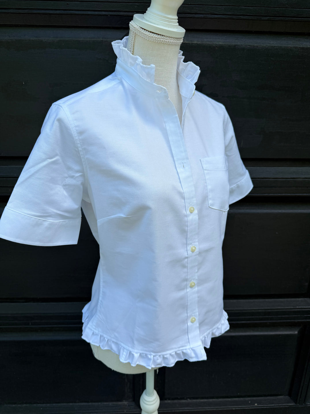 Ellie Short Sleeve Ruffle Oxford - White w White Ribbon (EL04)