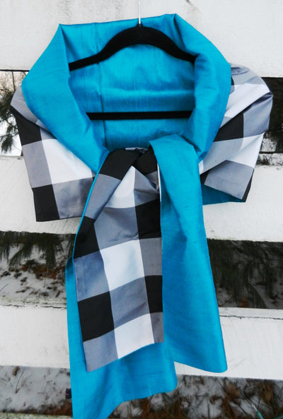 Silk Wrap in Classic Black Check and Turquoise (LW54)